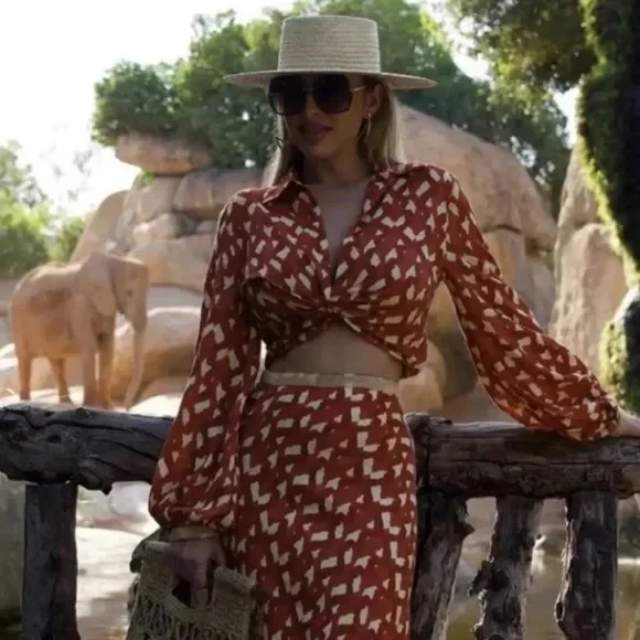 Zara Small Terracotta Print Linen Blend Twist Front Crop Top NWT Beaded Cuffs - Picture 2 of 16